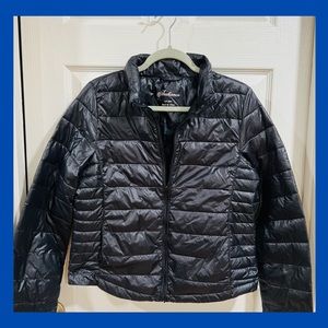 Ambiance size large black lightweight puffer jacket